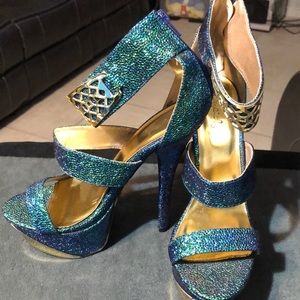 Cute gently used Sexy Blue/Green Sparkle Platform Heels with back zipper